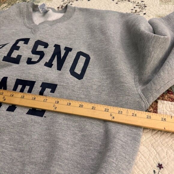 Vintage Russell Athletic Fresno State Crewneck Sweatshirt Gray Size XL *wear* - Picture 8 of 8